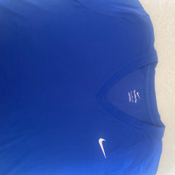 Nike Blue Tee- Shirt - Picture 2 of 4